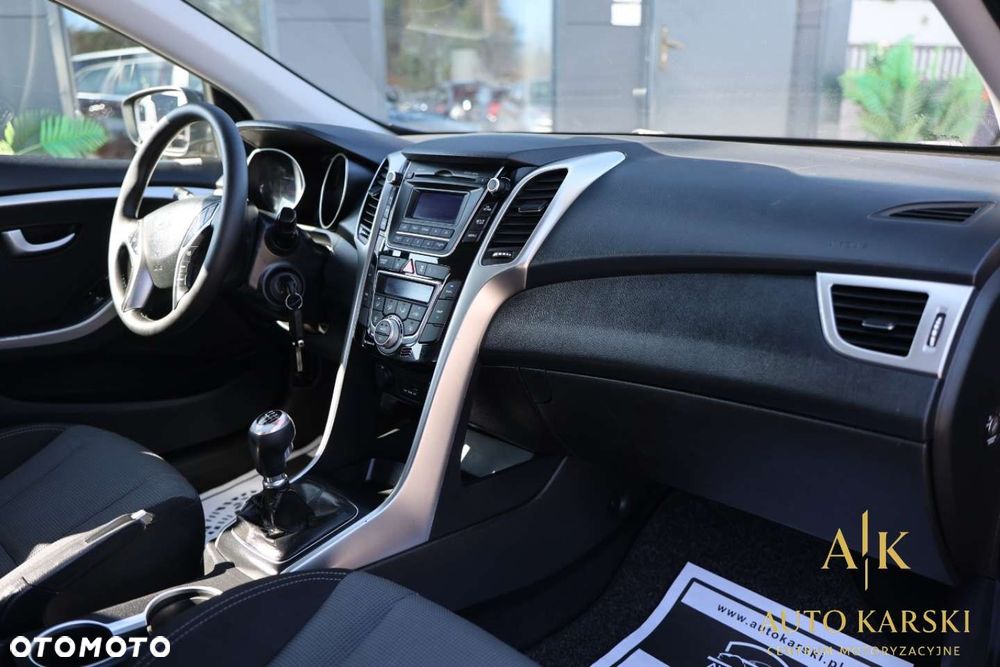 Hyundai i30 - 30