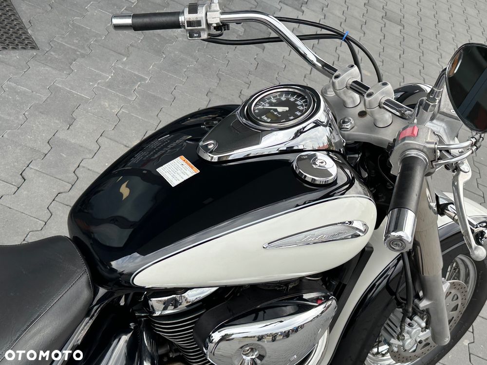 Suzuki VL 800 Volusia - 16