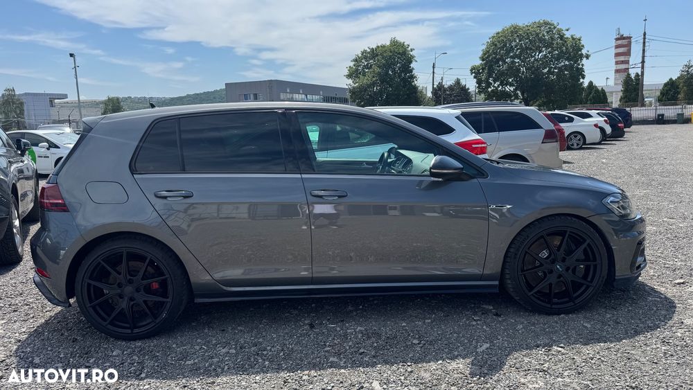 Volkswagen Golf - 7