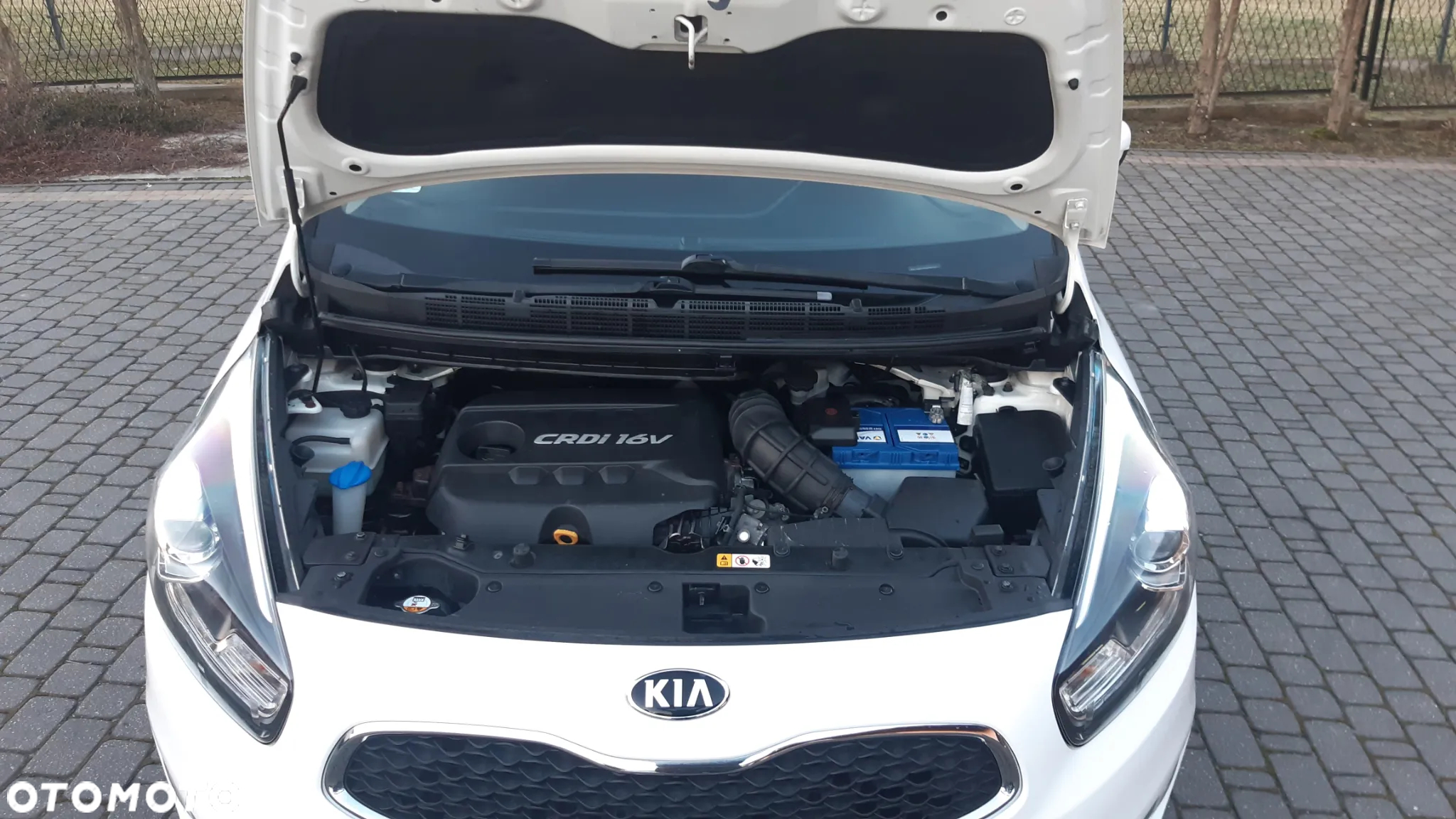Kia Carens 1.7 CRDi L - 6