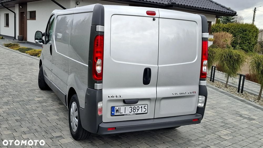 Opel VIVARO - 2