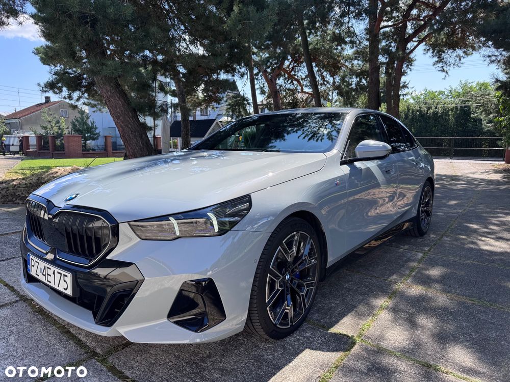 BMW Seria 5 520d xDrive mHEV M Sport - 1