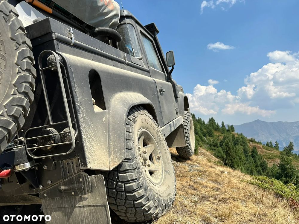 Land Rover Defender 90 2.4 TD4 S - 6