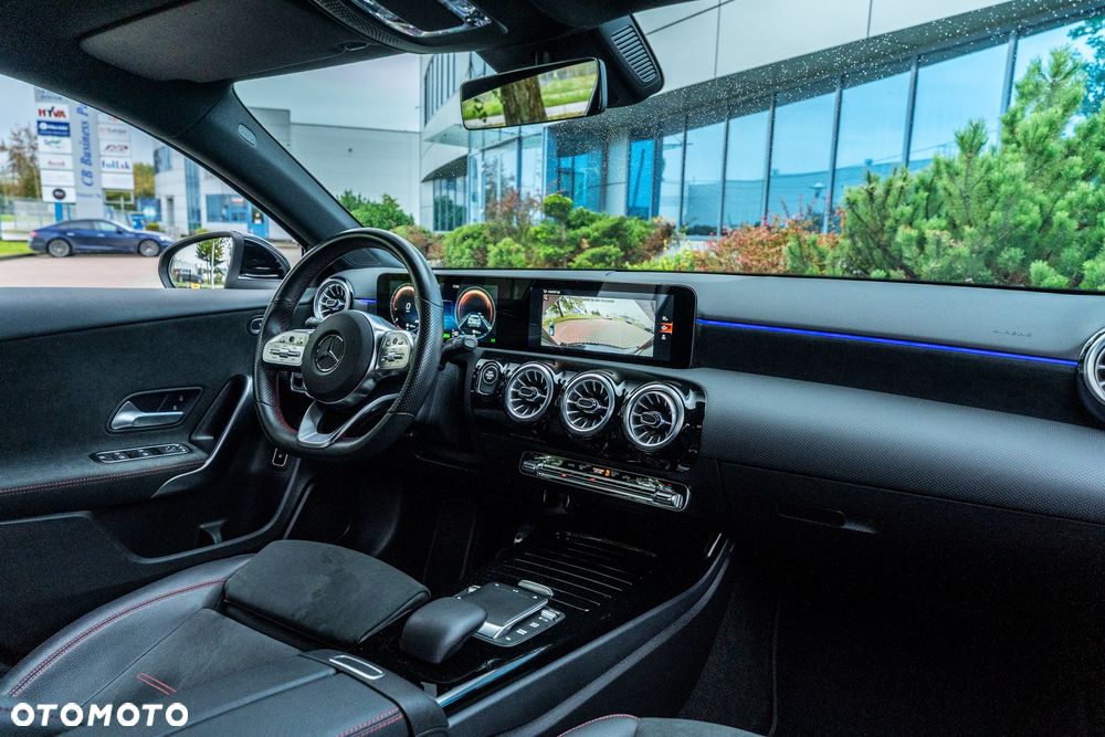 Mercedes-Benz Klasa A 250 e 8G-DCT AMG Line Advanced - 14