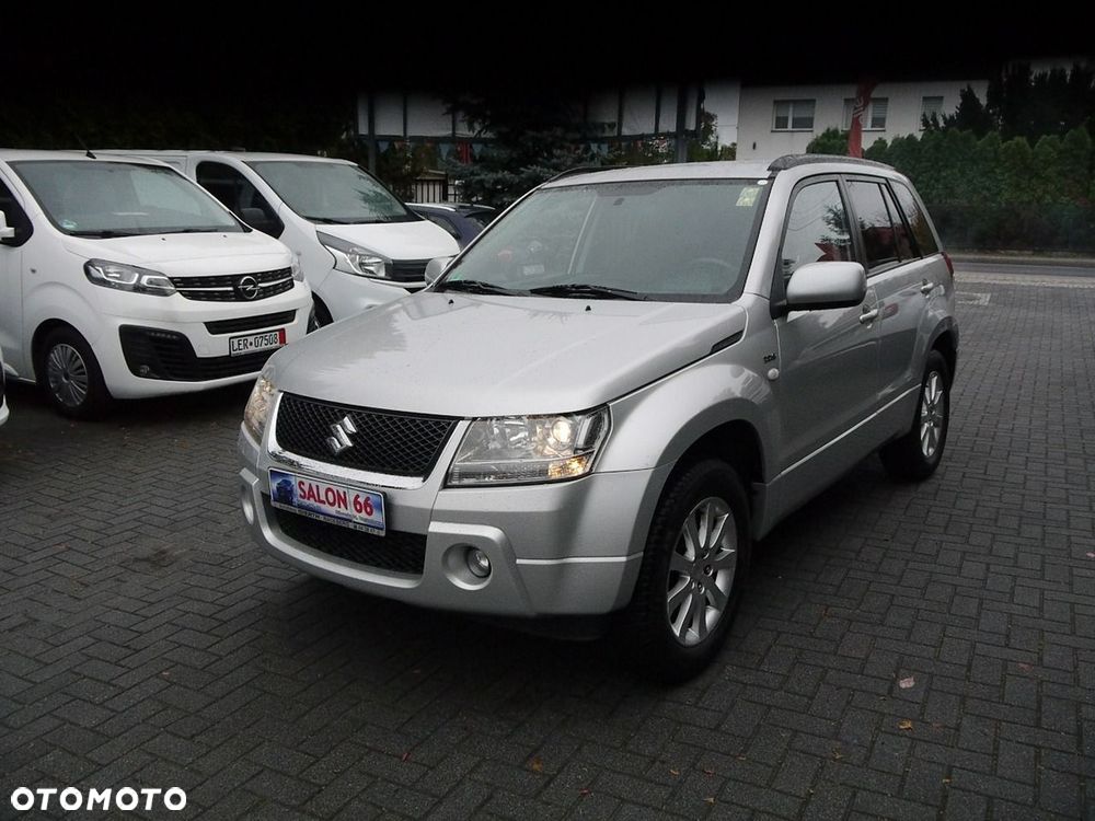 Suzuki Grand Vitara 1.9 DDiS Comfort - 4