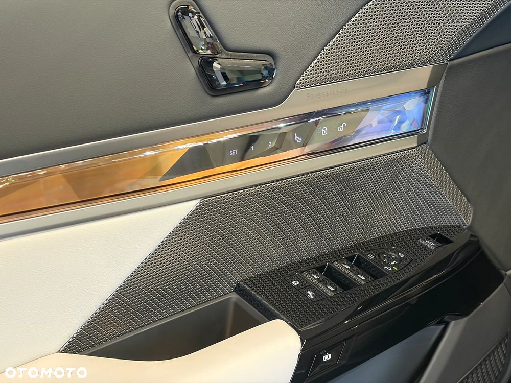 BMW Seria 7 740d xDrive mHEV M Sport sport - 16