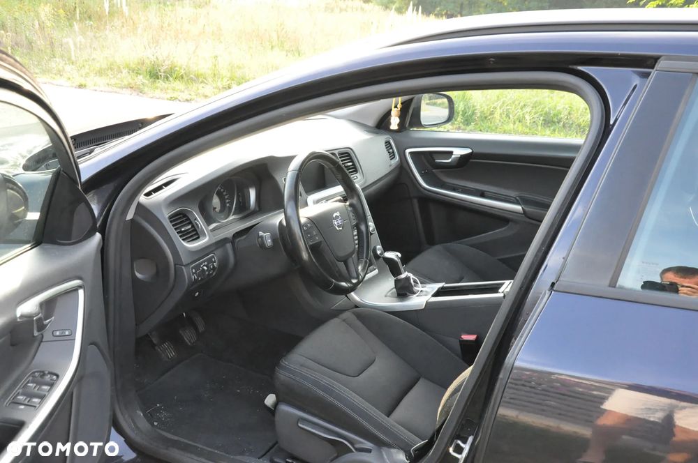 Volvo V60 - 4