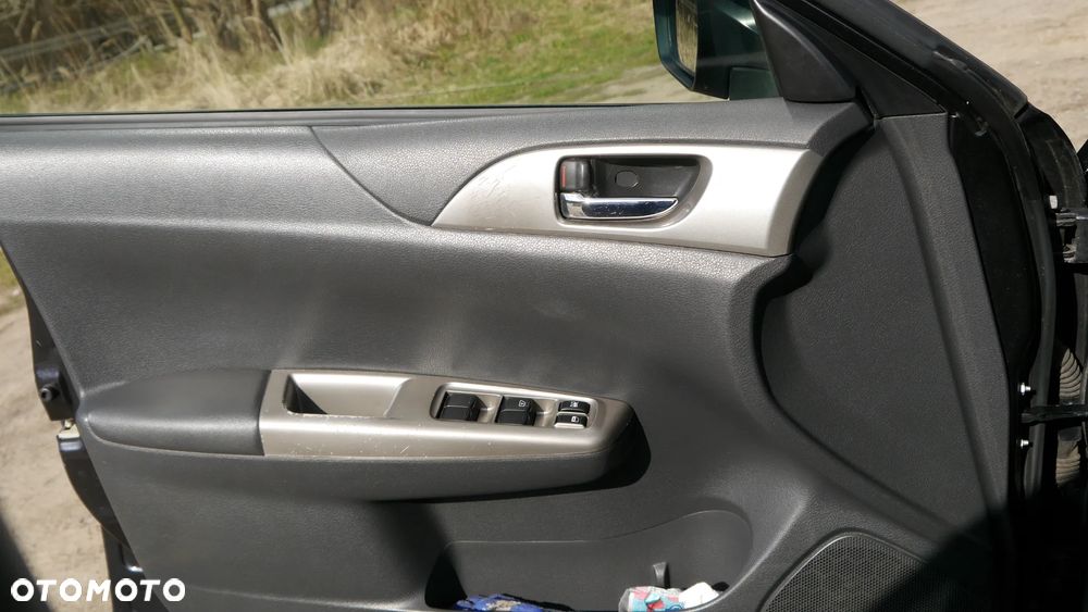 Subaru Impreza - 10