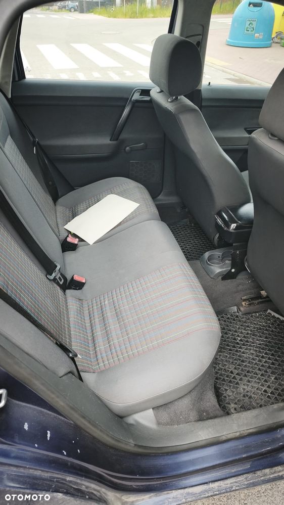 Volkswagen Polo 1.4 TDI Comfortline - 9