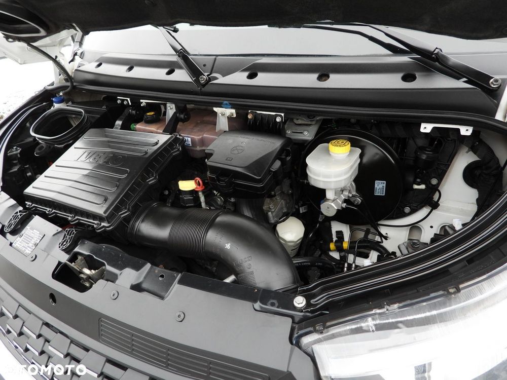 Iveco DAILY 35C16 WYWROTKA PODWÓJNA KABINA DOKA 6 MIEJSC TEMPOMAT NAWIGACJA BLIŹNIACZE KOŁA KLIMATYZACJA  160KM - 26