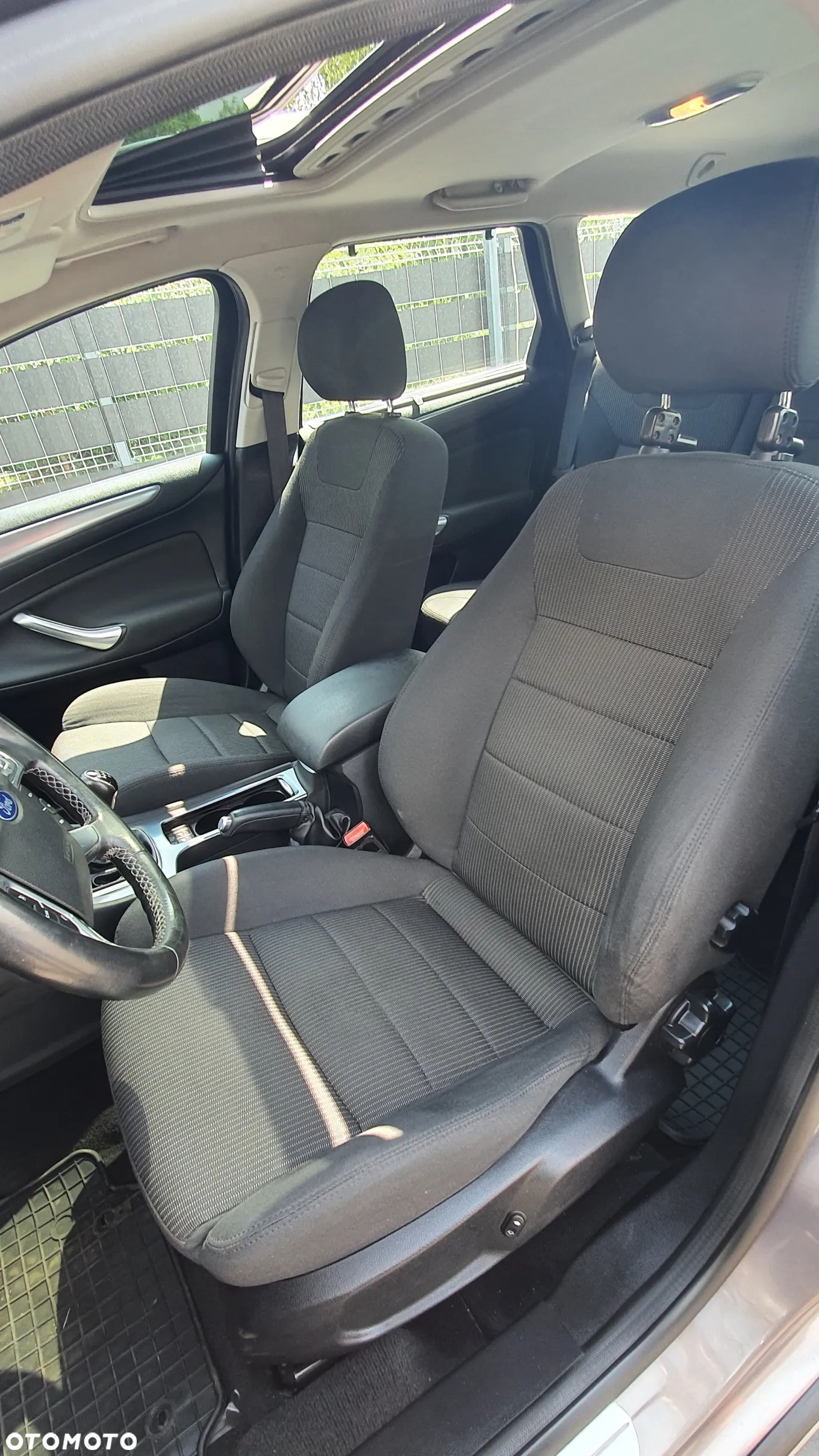 Ford Mondeo 2.0 TDCi Titanium - 17