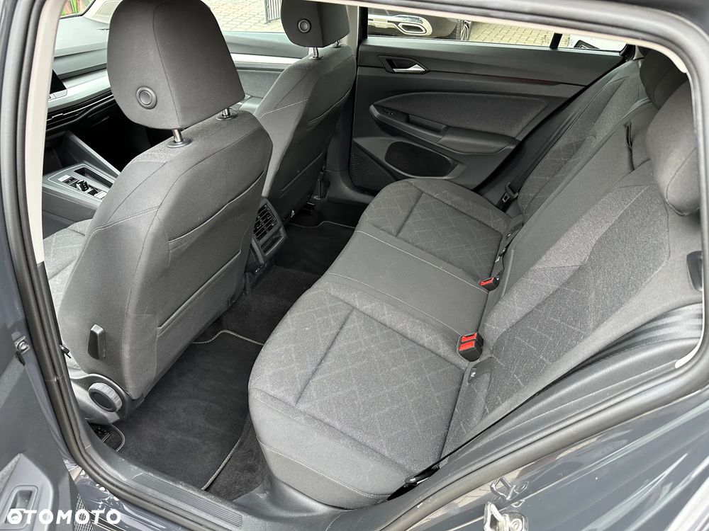 Volkswagen Golf - 20