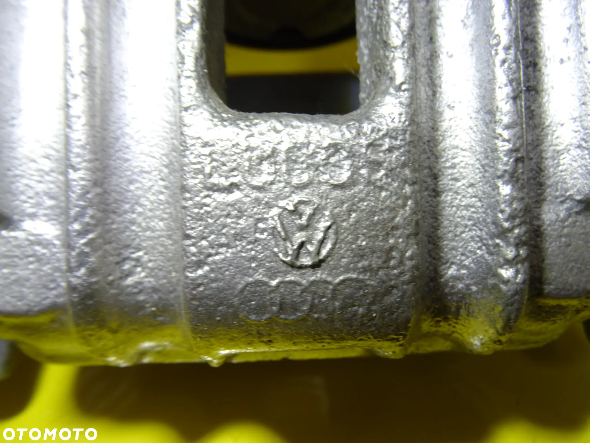 ZACISK ZACISKI HAMULCOWE KOMPLET PRAWY LEWY TYŁ VW GOLF IV Ø 38MM LUCAS NR1 - 3
