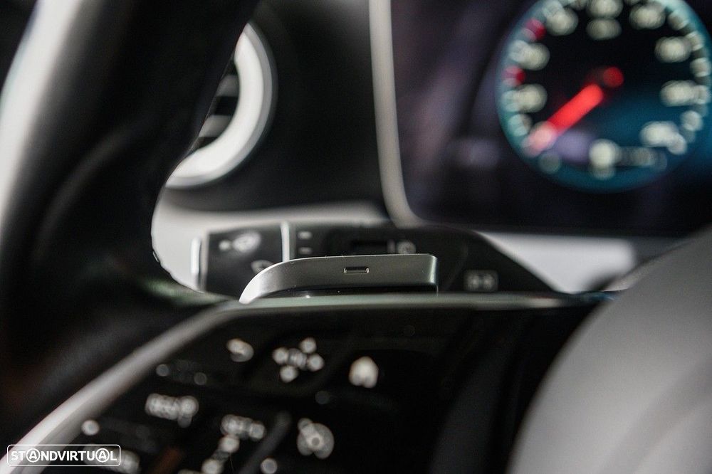 Mercedes-Benz E 300 de Avantgarde - 44