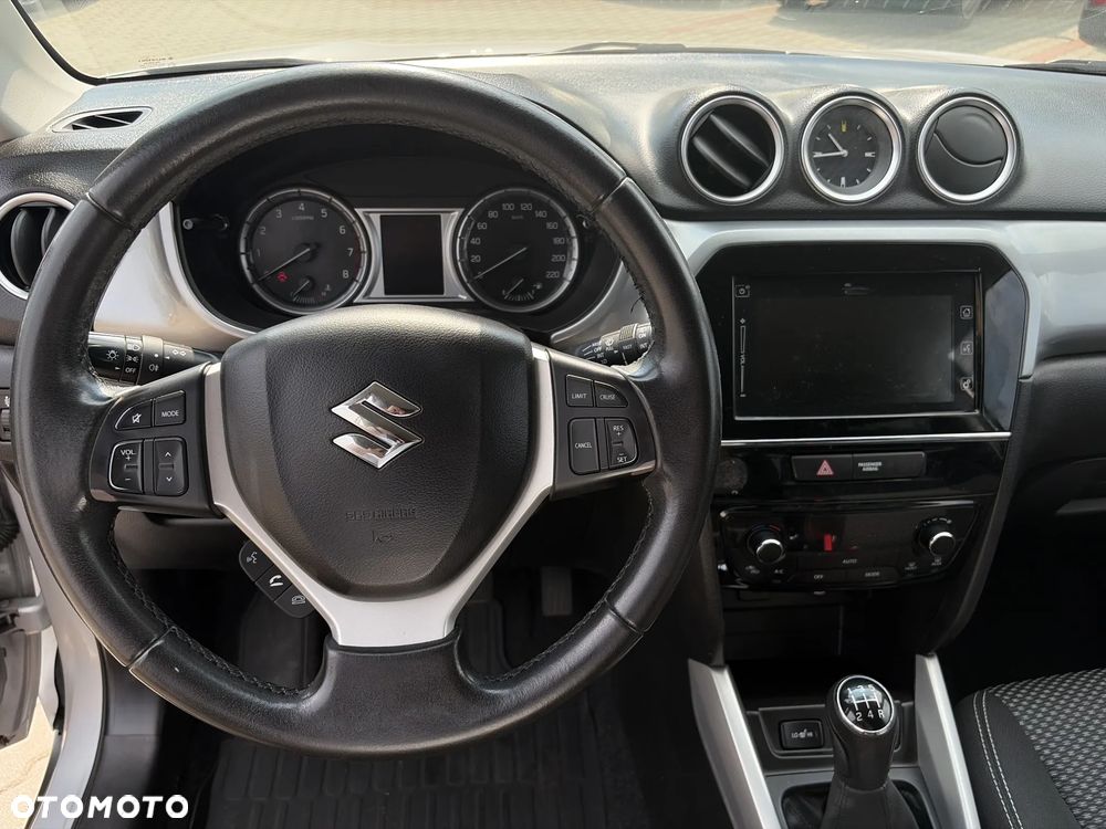 Suzuki Vitara 1.6 Premium 2WD - 13