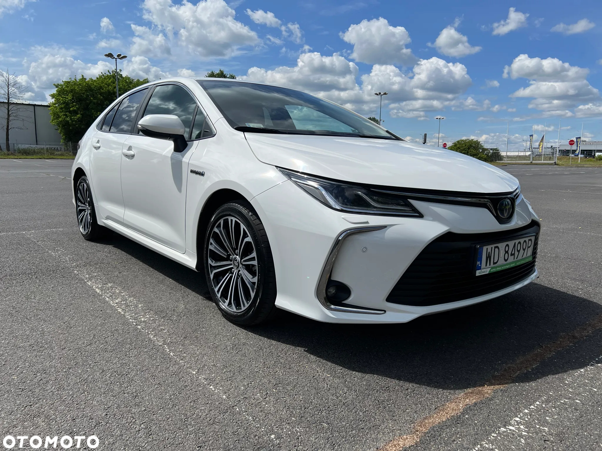 Toyota Corolla 1.8 Hybrid Comfort - 2