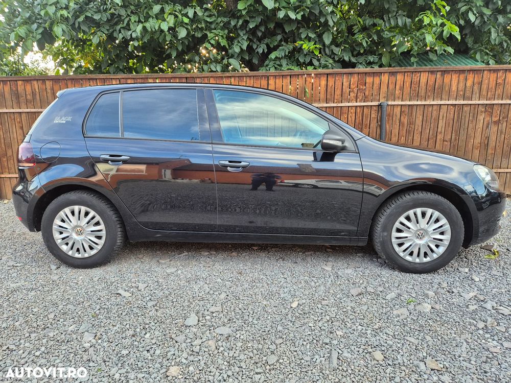 Volkswagen Golf - 12