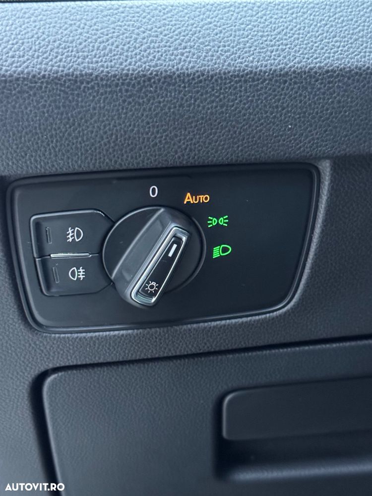 Volkswagen Passat - 28