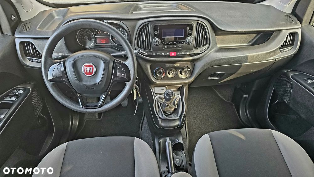 Fiat Doblo 1.4 T-Jet 16V Dynamic - 21