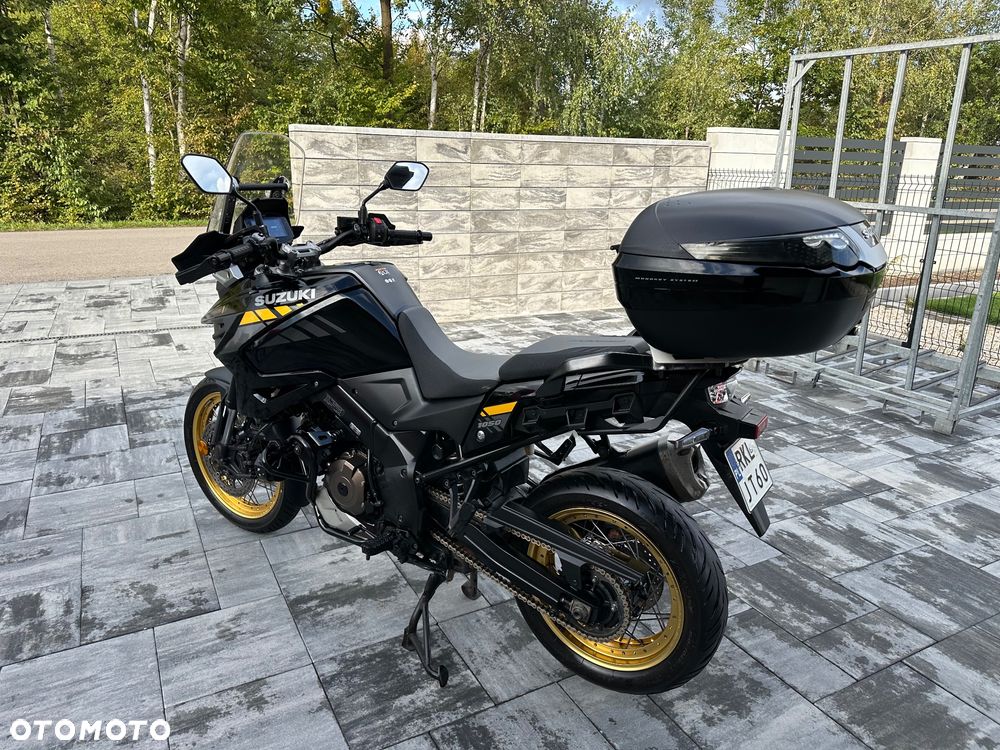 Suzuki V-STROM - 9