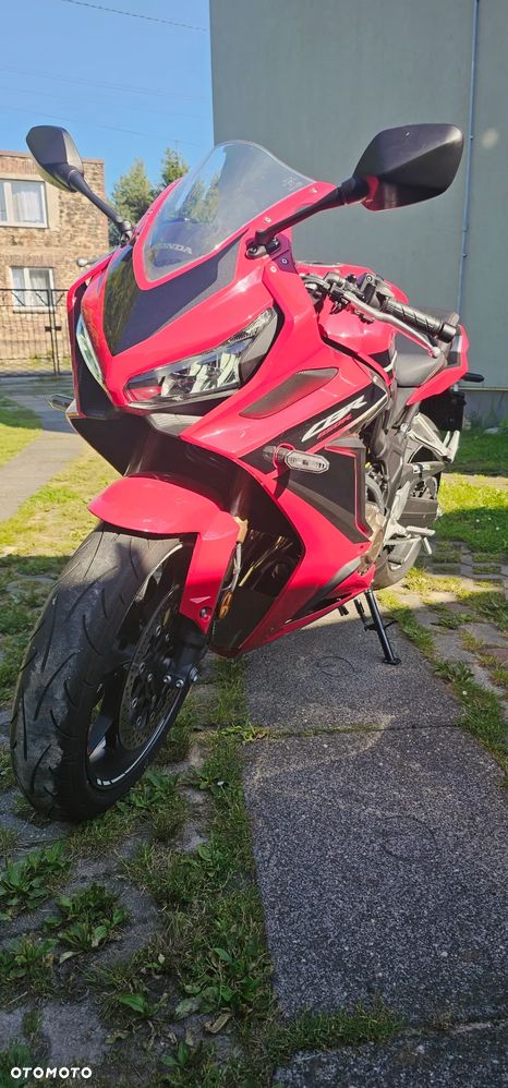 Honda CBR - 12