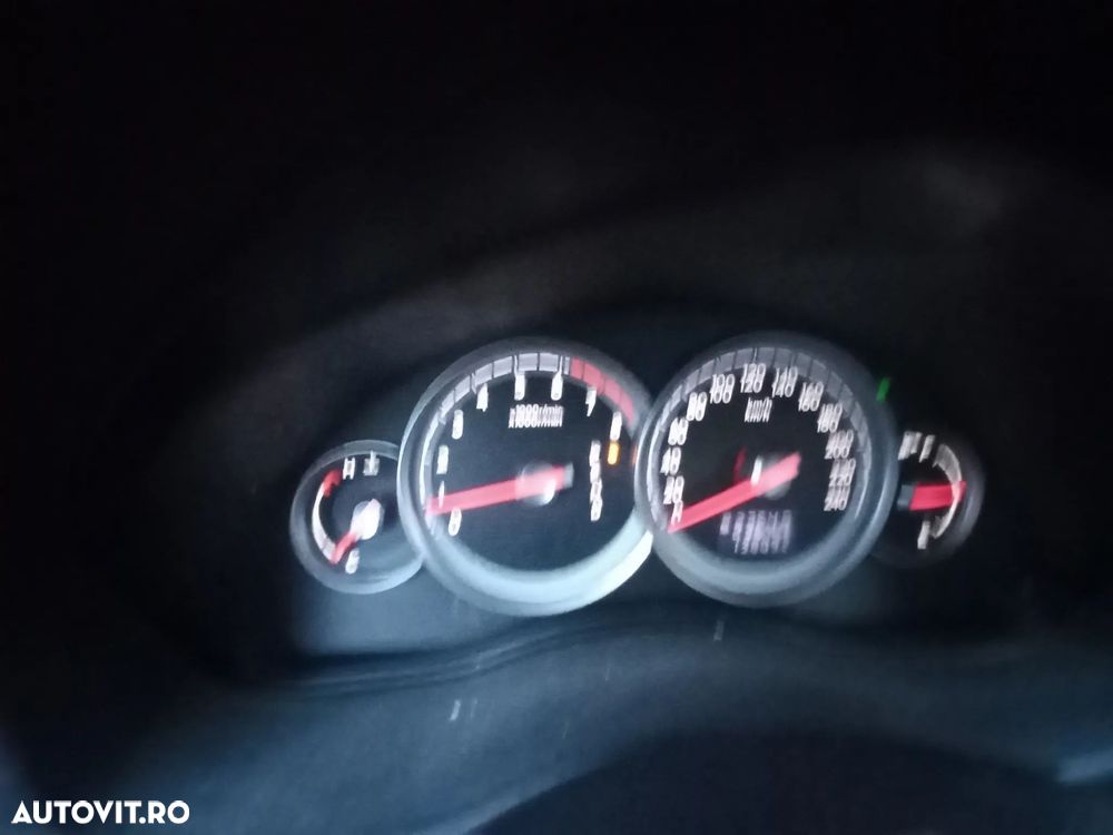 Subaru Legacy - 19