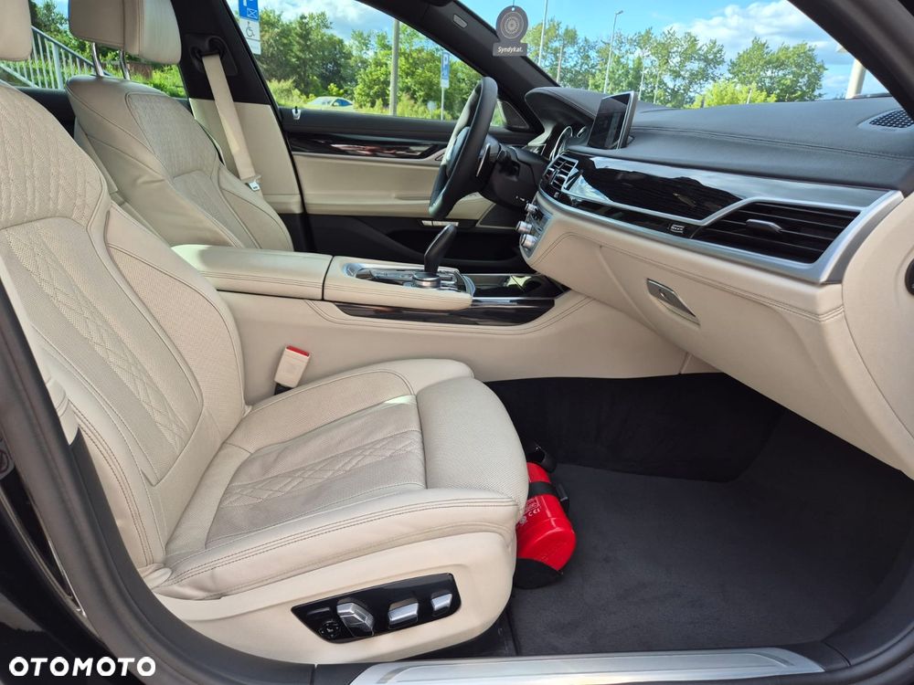 BMW Seria 7 740d xDrive - 7