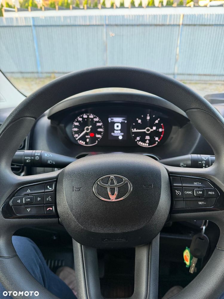 Toyota Proace Max - 13