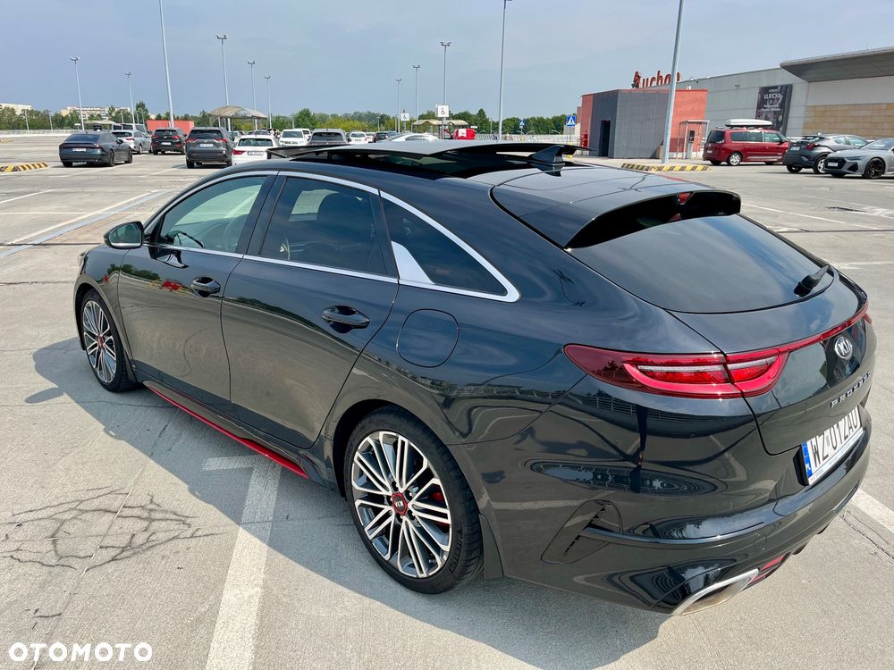 Kia ProCeed 1.6 T-GDI GT DCT - 4