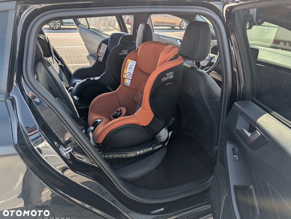 Ford Focus 2.0 EcoBlue ST-Line Business - 19