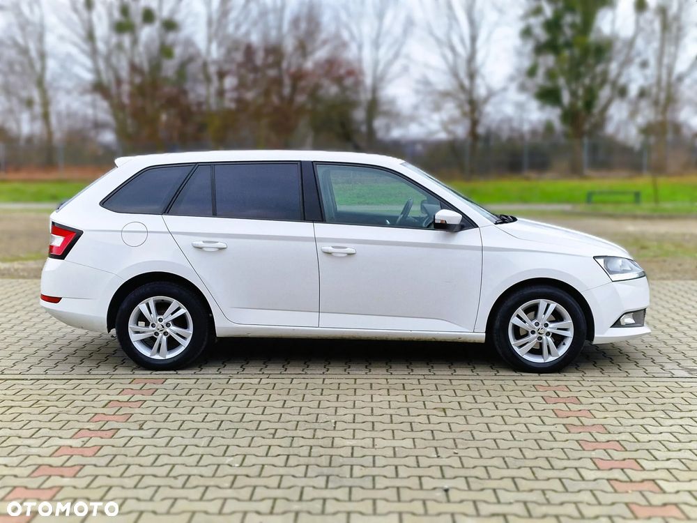 Skoda Fabia 1.0 TSI Ambition - 6