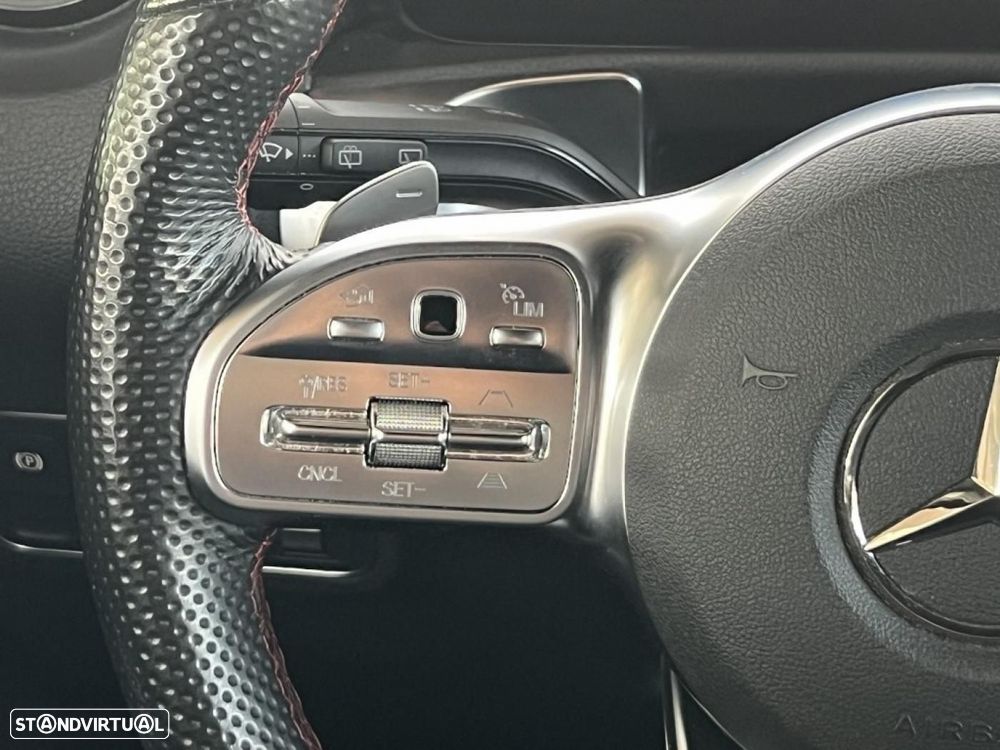 Mercedes-Benz GLB 200 d 4Matic AMG Line - 12