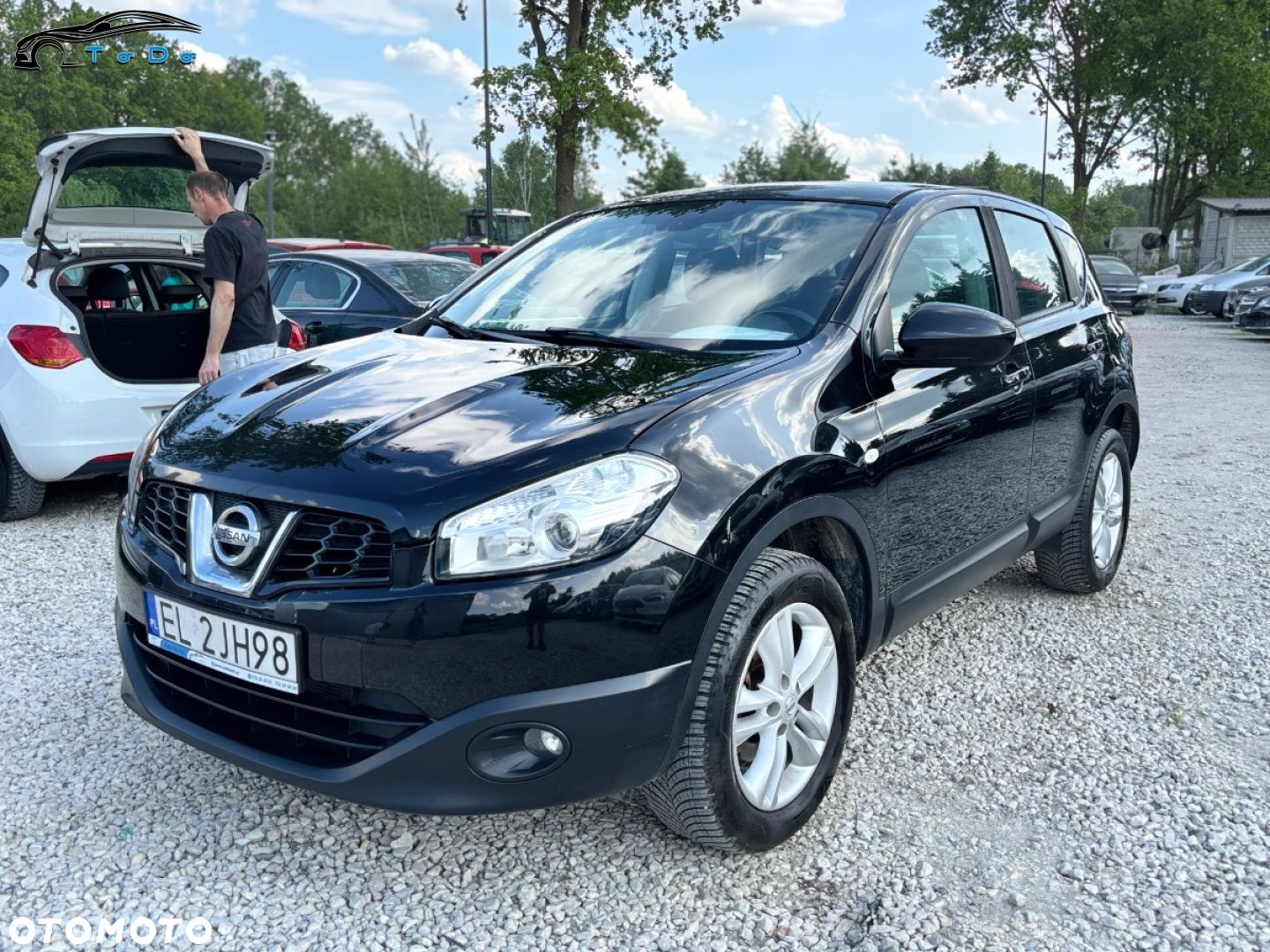 Nissan Qashqai 2.0 4x4 Tekna - 3
