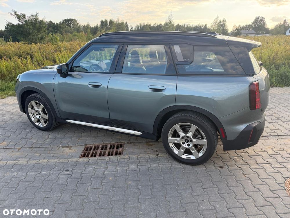 MINI Countryman S ALL4 John Cooper Works Trim - 8