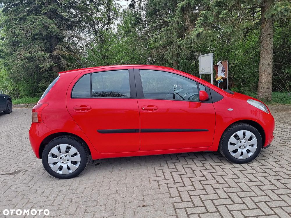 Toyota Yaris 1.3 Sol - 6