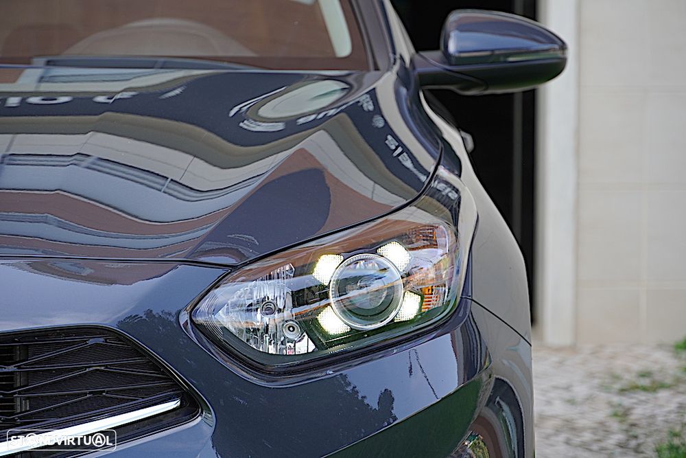 Kia Ceed SW 1.6 CRDi MHEV Dynamic - 7