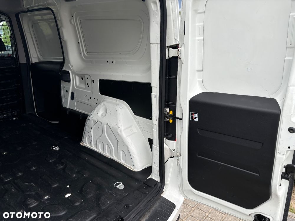 Fiat Doblo - 17