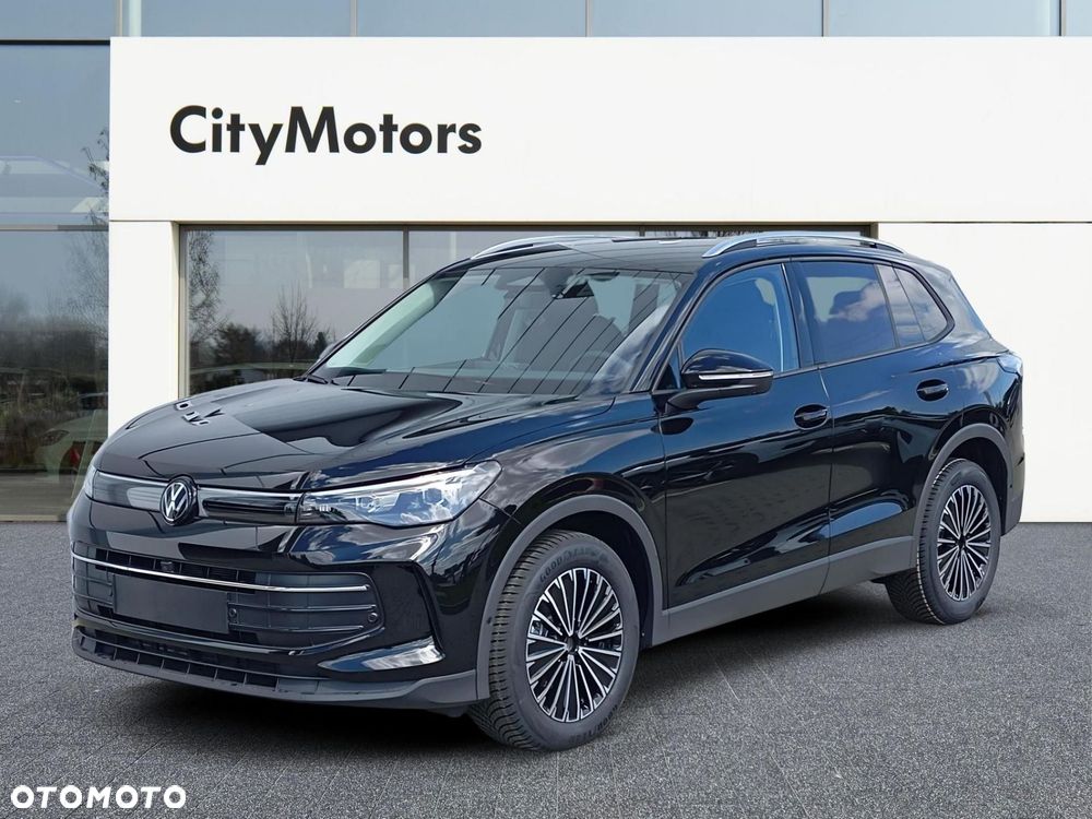 Volkswagen Tiguan - 8