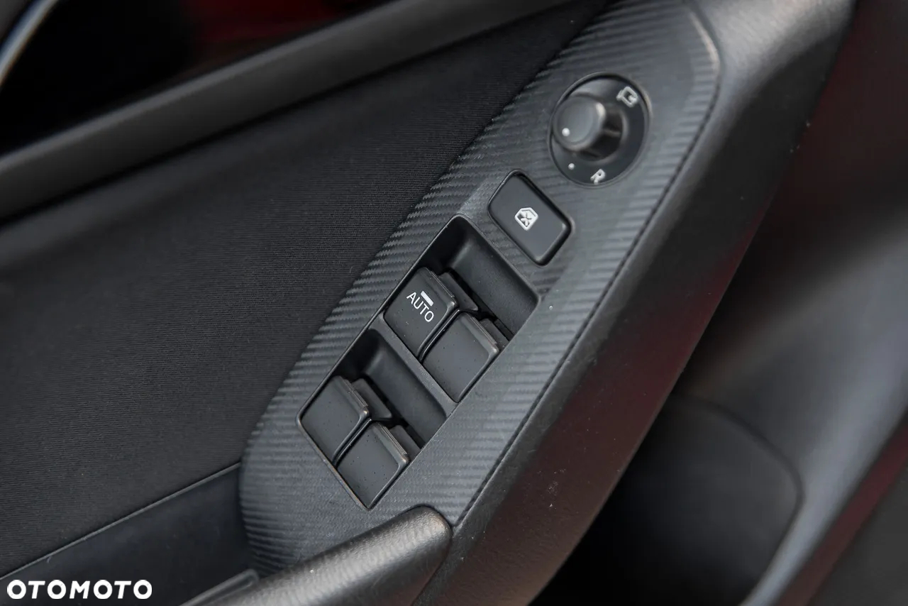Mazda 3 SKYACTIV-G 120 Signature+ - 15