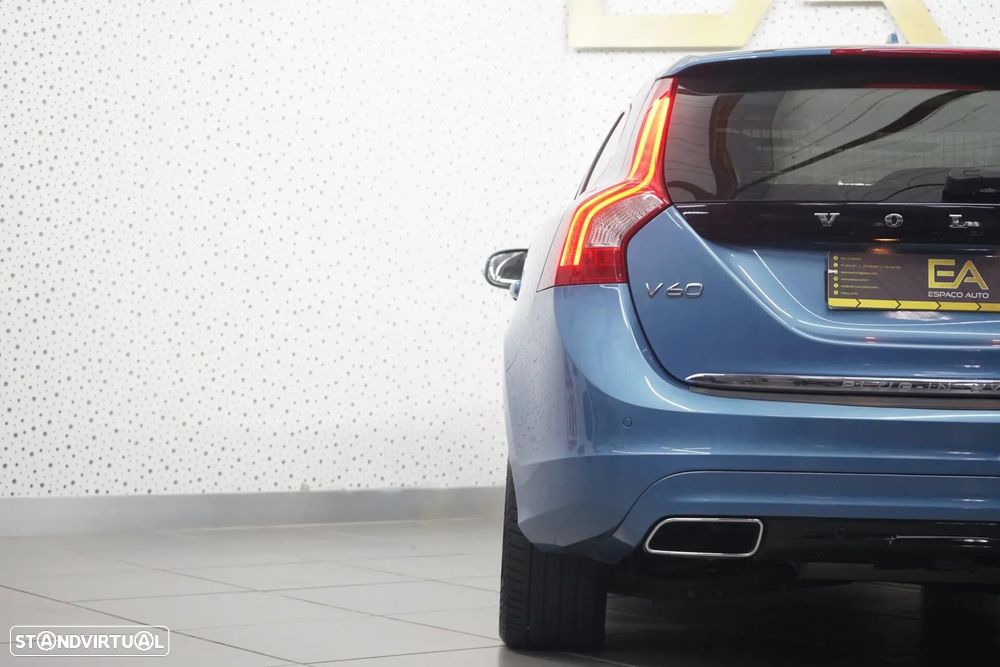 Volvo V60 2.4 D6 Summum AWD Phev - 7