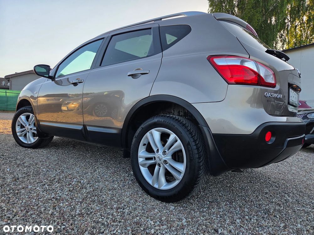 Nissan Qashqai 2.0 Tekna Premium CVT - 5