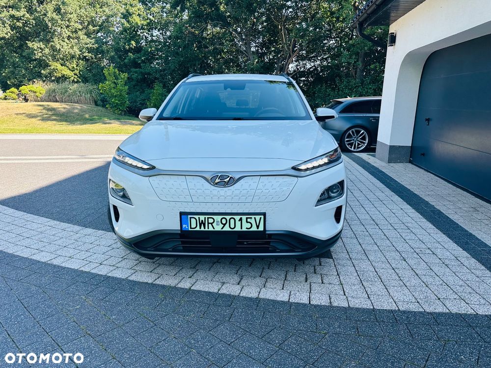 Hyundai Kona - 1