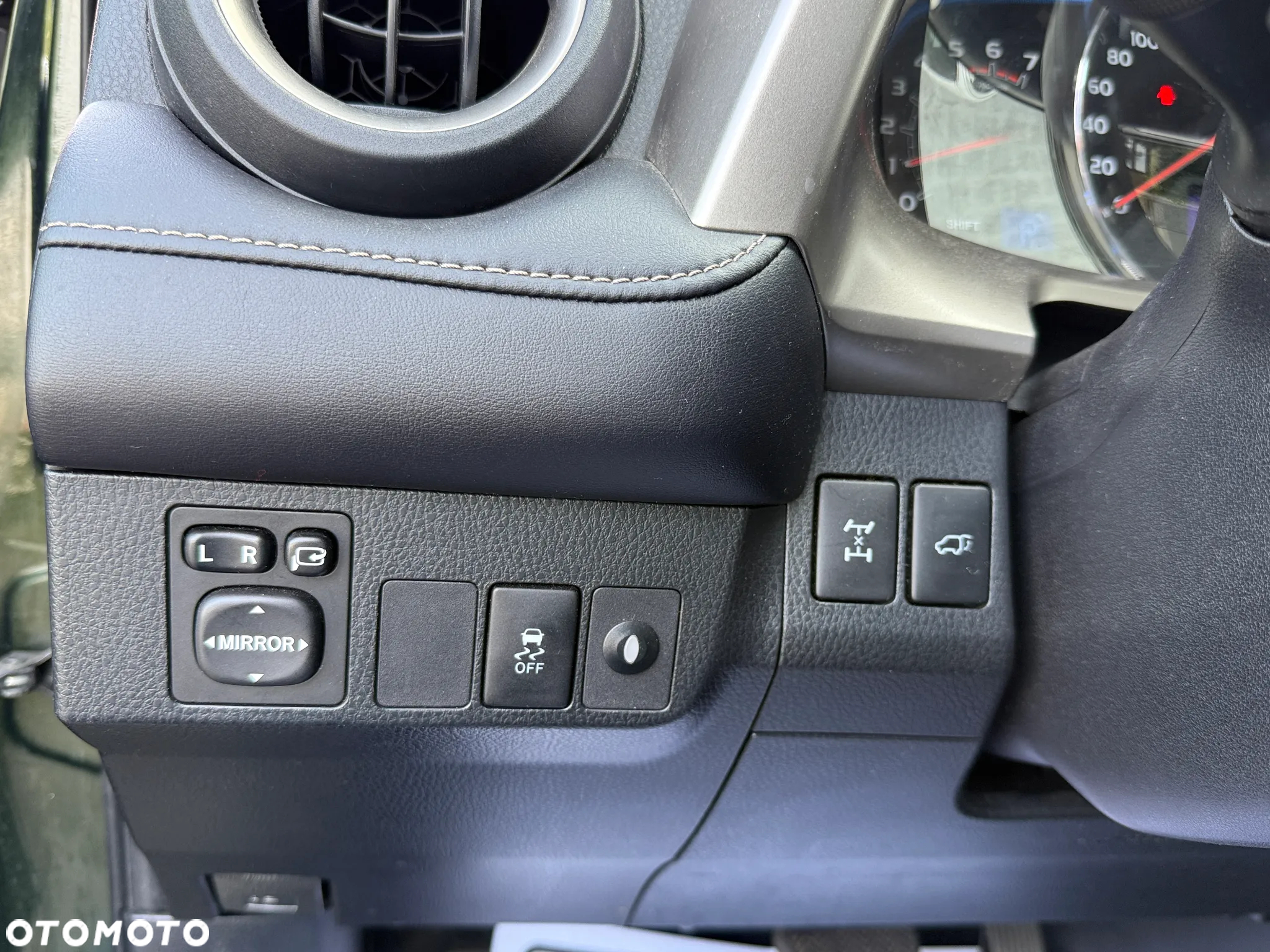 Toyota RAV4 - 12