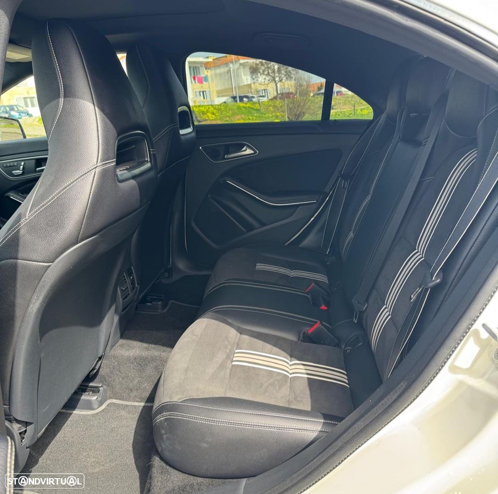Mercedes-Benz CLA 220 d 4Matic 7G-DCT AMG Line - 15