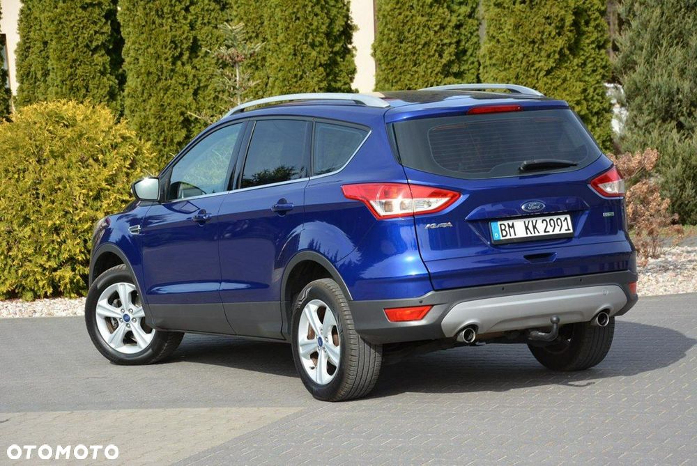 Ford Kuga 1.5 EcoBoost 2x4 Titanium - 14