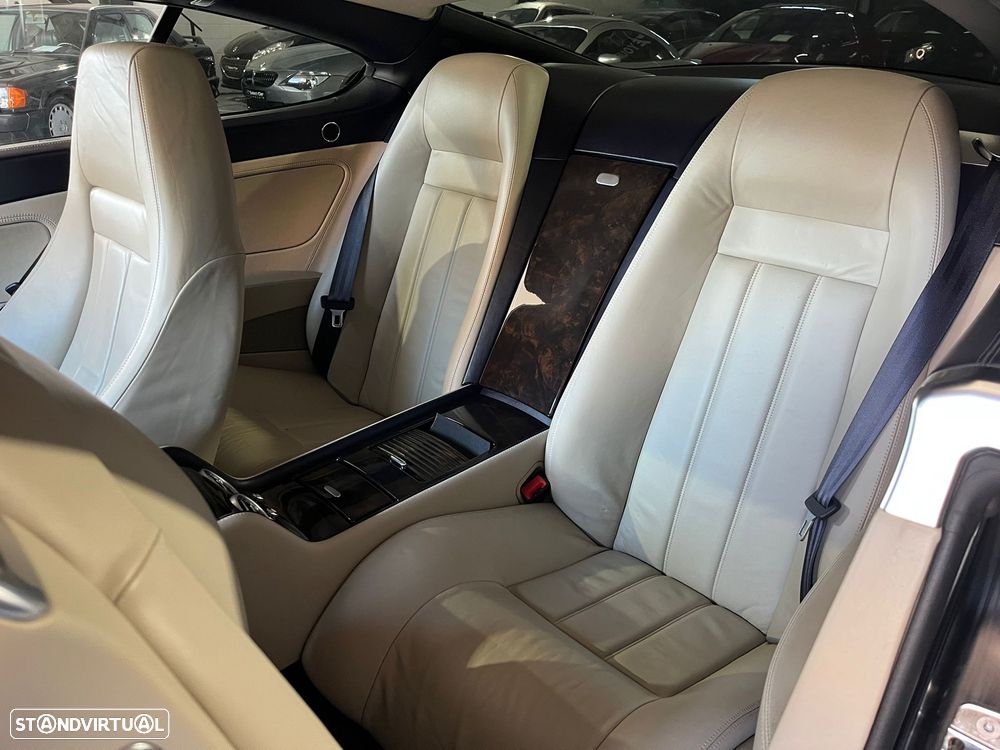 Bentley Continental GT - 12