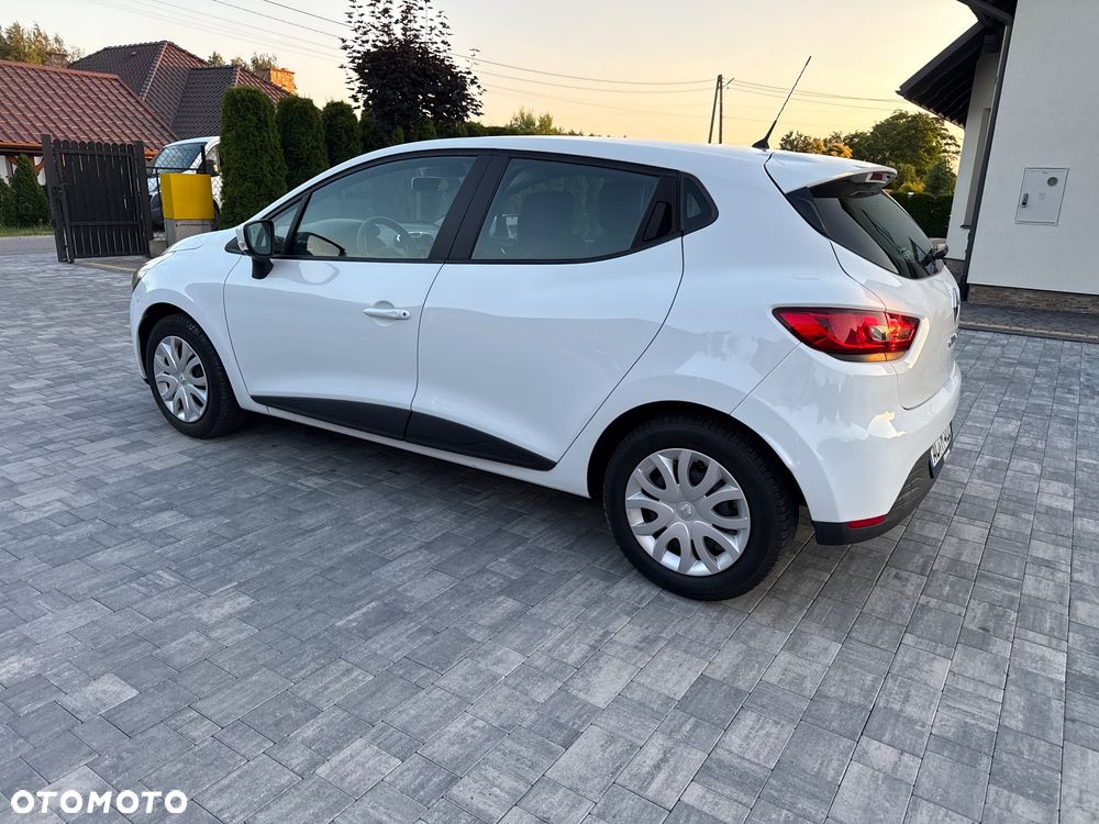 Renault Clio 1.2 16V 75 Dynamique - 14