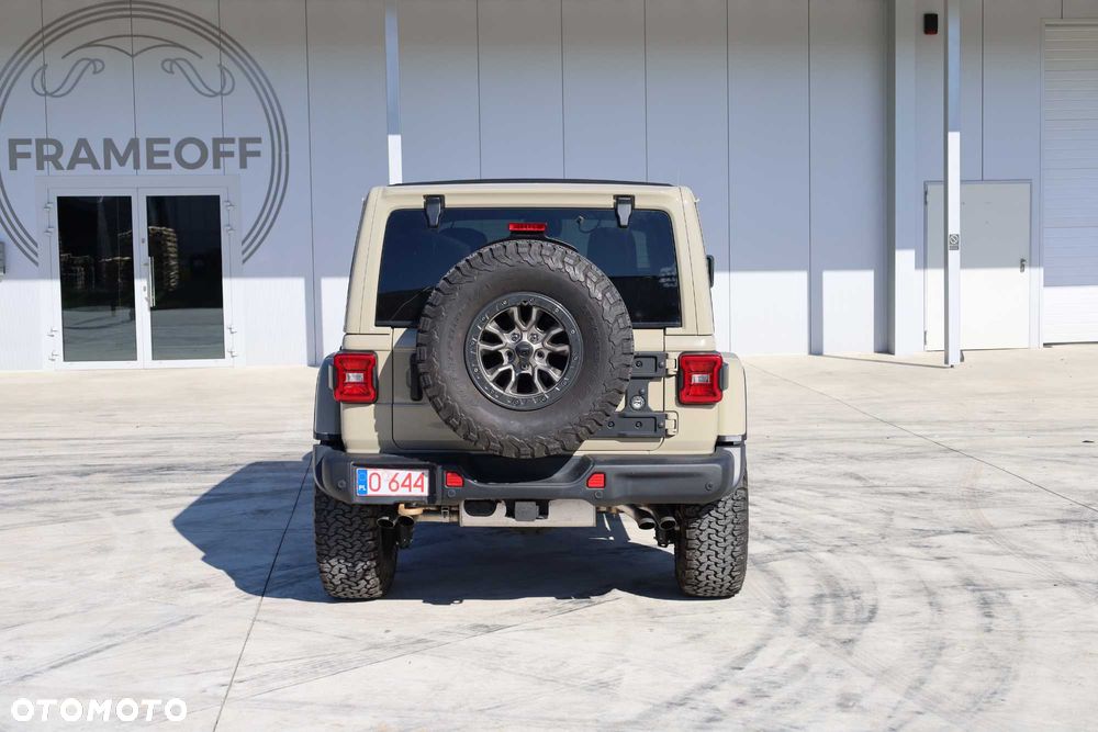 Jeep Wrangler - 5
