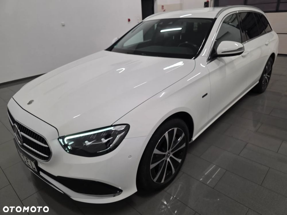 Mercedes-Benz Klasa E 300 de 4-Matic Exclusive - 34