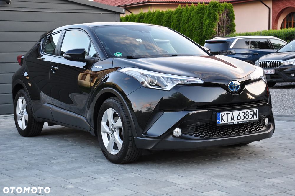 Toyota C-HR Business-Edition - 8